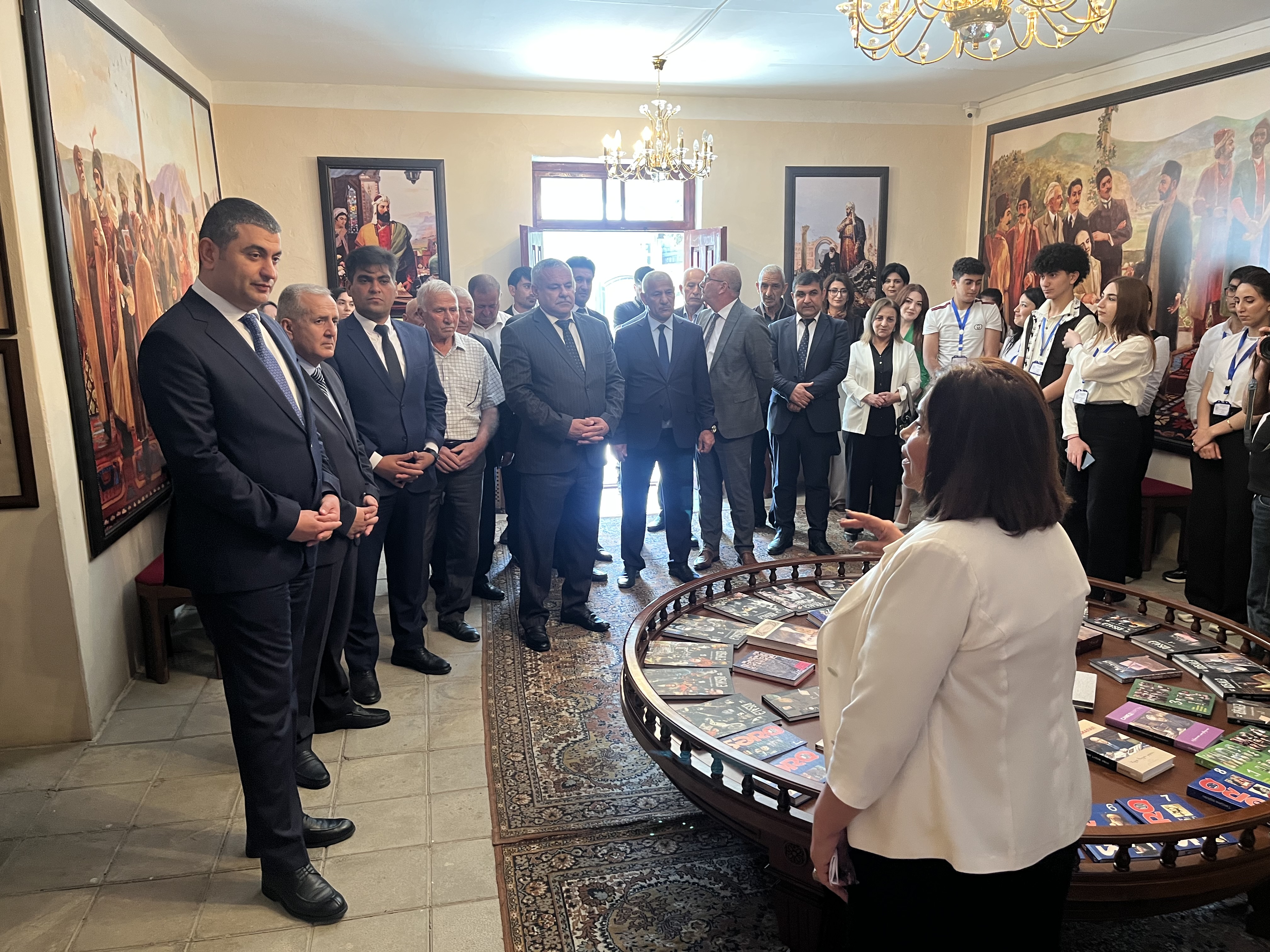 Kürdəmir Rayon İcra Hakimiyyətinin başçısı Elşən Həsənli "Açıq qapı" tədbirində